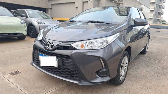 TOYOTA YARIS 1.5 16V FLEX XL MULTIDRIVE TOYOTA YARIS 1.5 16V FLEX XL MULTIDRIVE
